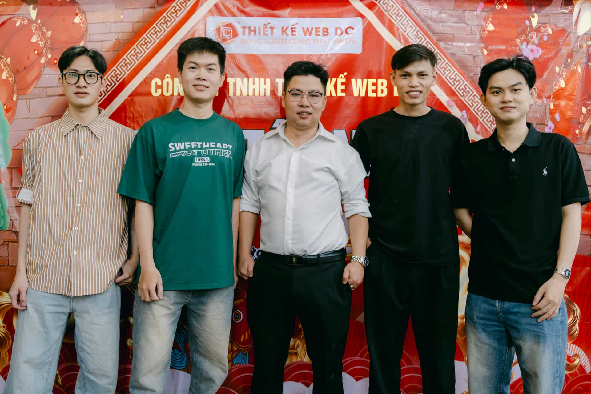Khoảnh khắc vui vẻ